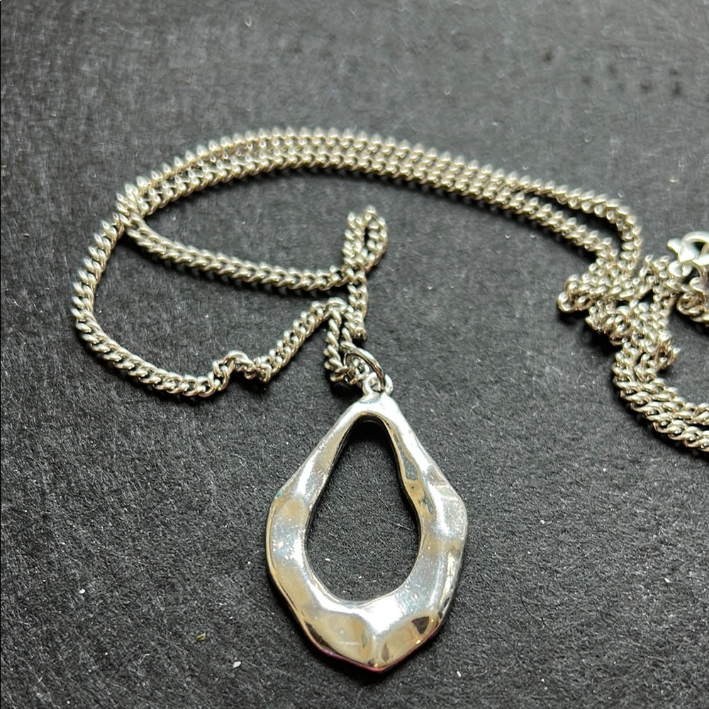 Elegant Silver Necklace